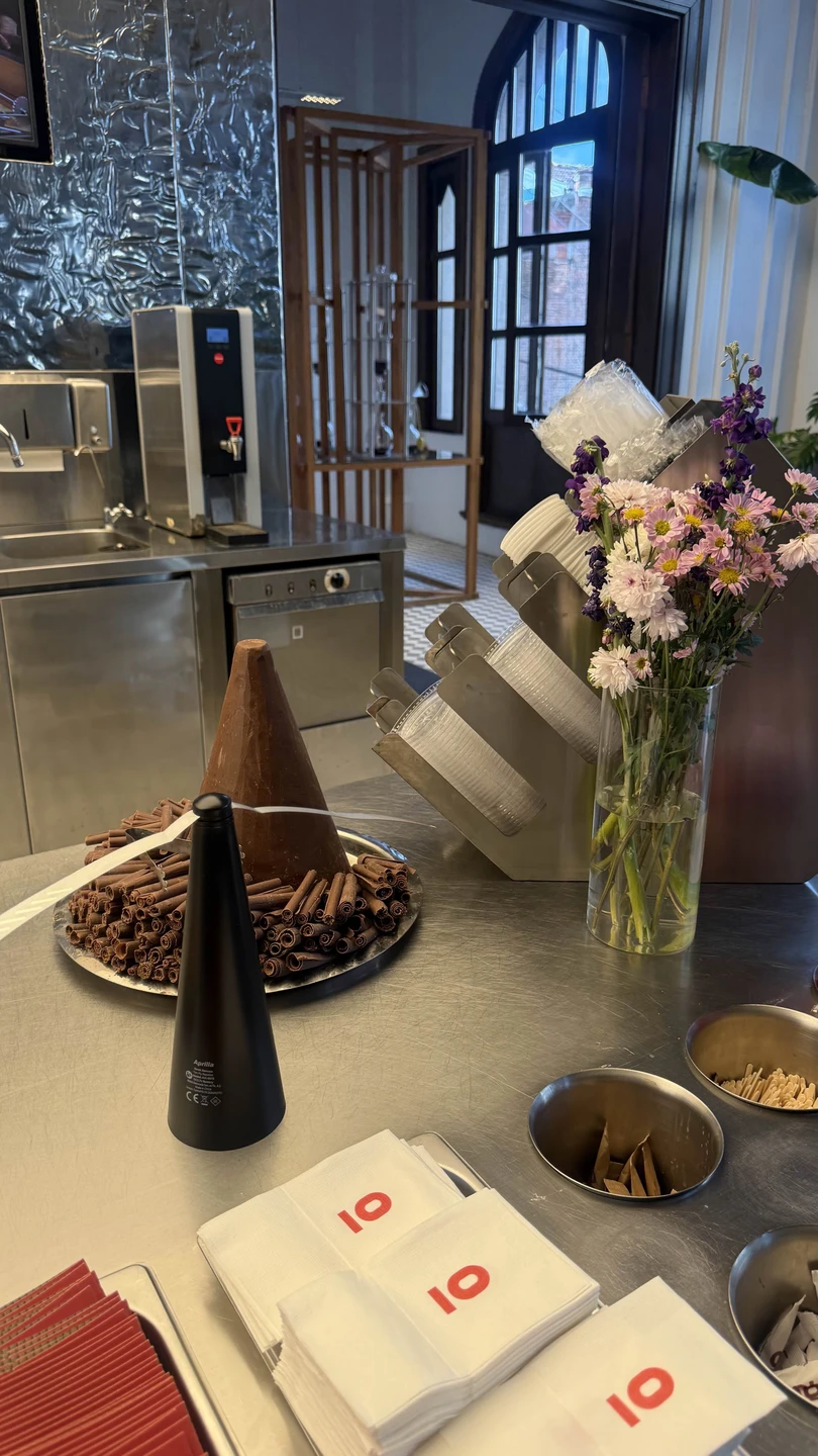 Отличная компания, которая умеет создавать по-настоящему уникальные путешествия! Хочу выразить огромную благодарность за незабываемую экскурсию «Стамбул