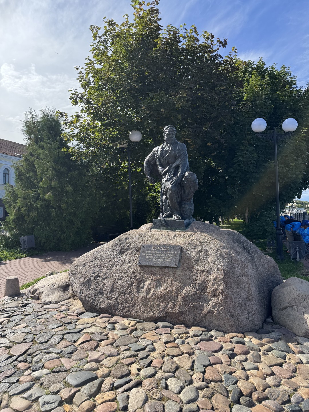 Смотри на Рыбинск (София)