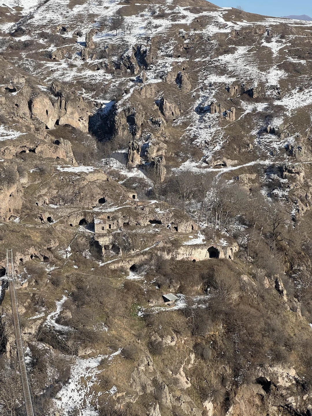 Завораживающее путешествие в величественный монастырь Крылья Татева и загадочный город Хндзореск!!! Водитель Гамлет сделал наше путешествие