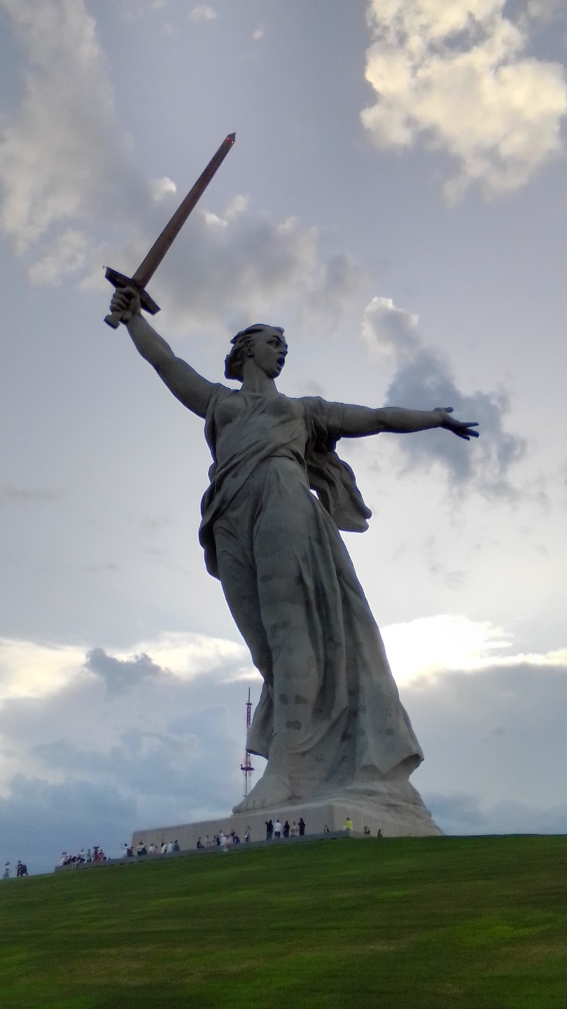 Экскурсия неутомительна по времени, при этом весьма интересна и содержательна. Узнал много новых фактов о всемирно