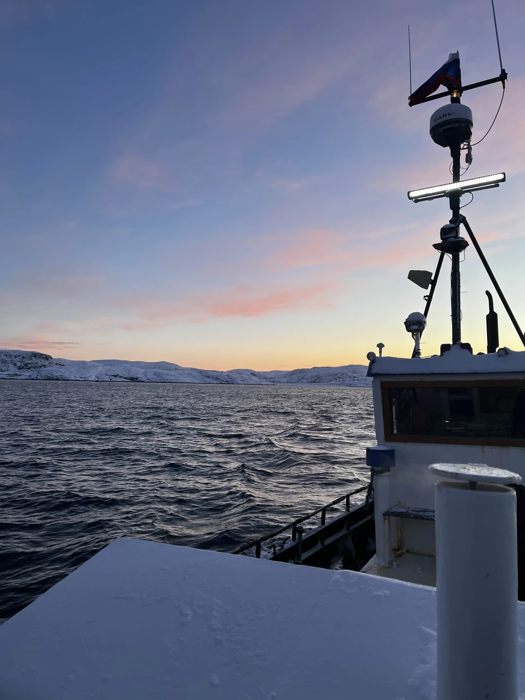 Замечательная поездка выдалась с гидом Михаилом, по пути на экскурсию обеспечил вкусным питанием и согревающими напитками