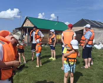 Поход по Тропе предков, сплав по Белому Июсу