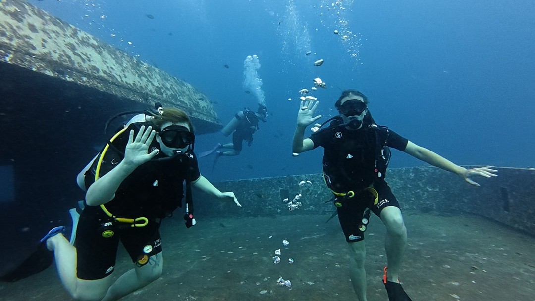 Огромная благодарность за первый опыт погружения! Если вы не умеете плавать, у Вас страх воды -