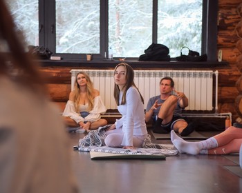 Теория, практики, медитация, гвоздестояние