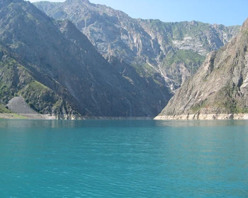 Прогулка в горах, пикник на Токтогульском озере