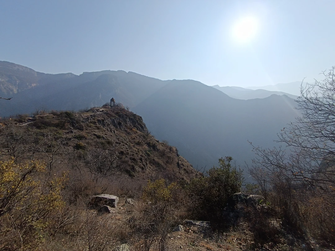 День был очень насыщенным. Безумно хотела побывать на канатной дороге Крылья Татева - полный восторг! Конечно