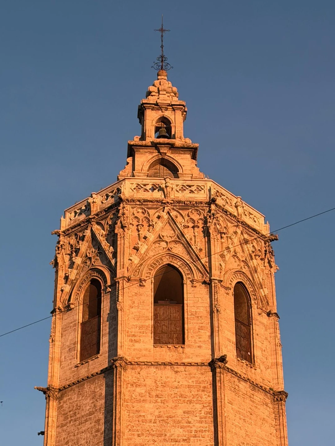 Здравствуйте, хочу поделится замечательной прогулкой по Валенсии с Александрой