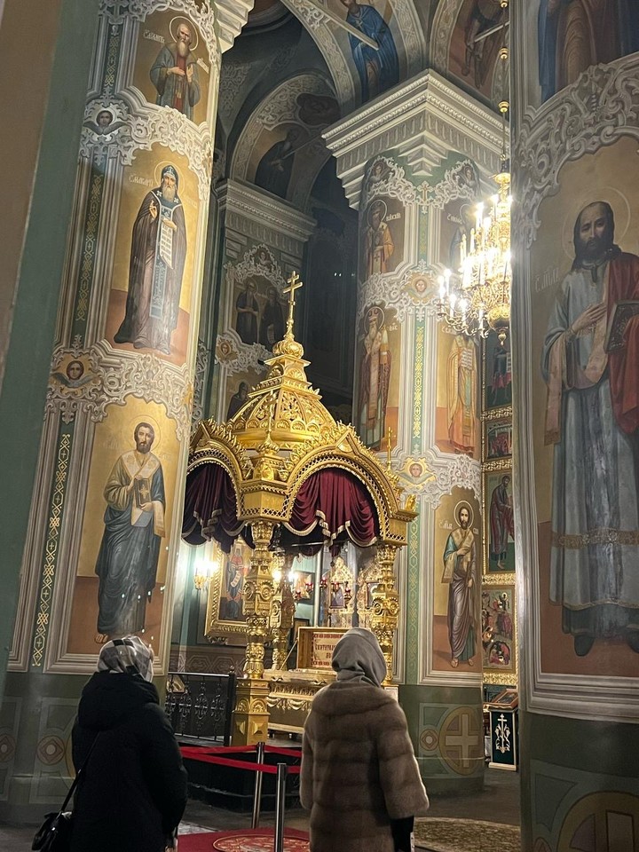 Казанский кремль в вечерних огнях (Алиса)
