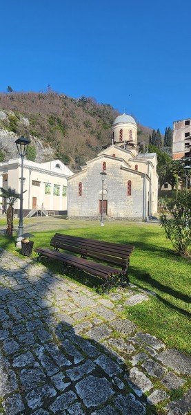 Это была отличная экскурсия. Очень понравилась Абхазская природа и достопримечательности. Даниэль отличный гид, показал очень красивые