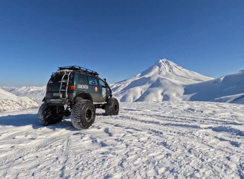 К каньону Опасный и Дачным термальным источникам - на снегоболотоходе