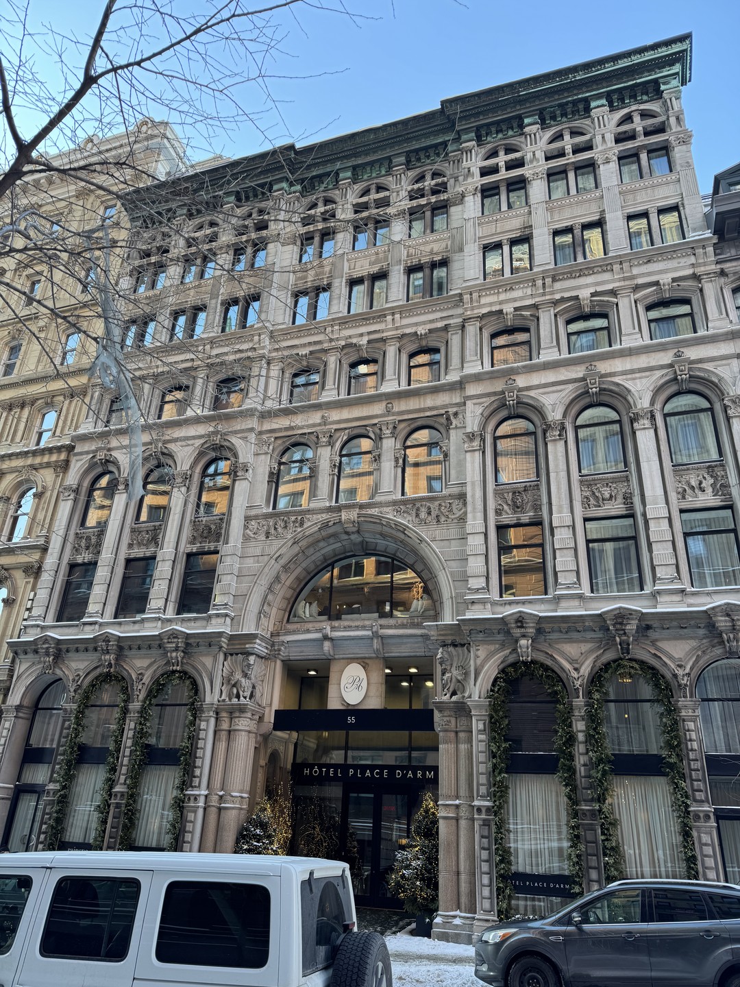 Моя семья получила удовольствие от экскурсии проведенной Людмилой! Она прекрасный рассказчик! Мы увидели и познакомились с