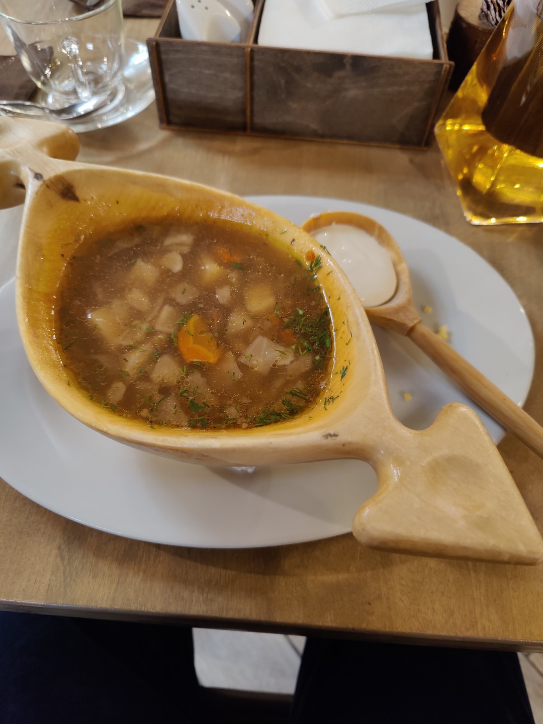 Экскурсию проводила Ирина. Очень хорошо владеет материалом. Много интересного узнали не только про Йошкар-Олу, но и