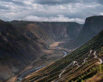 Перевал Кату-Ярык, треккинг к водопаду Куркуре