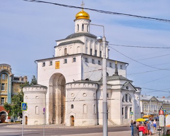 Владимир и Боголюбово: аромат праздника и древние святыни
