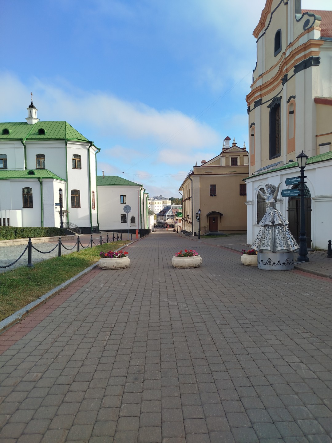 Автобусно-пешеходная экскурсия по вечернему Минску (Татьяна)