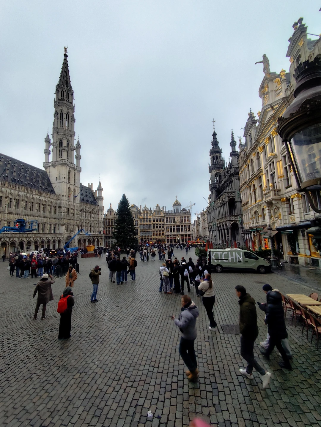 Мы были один день в Брюсселе, забронировали экскурсию с Еленой и ни разу не пожалели: отлично
