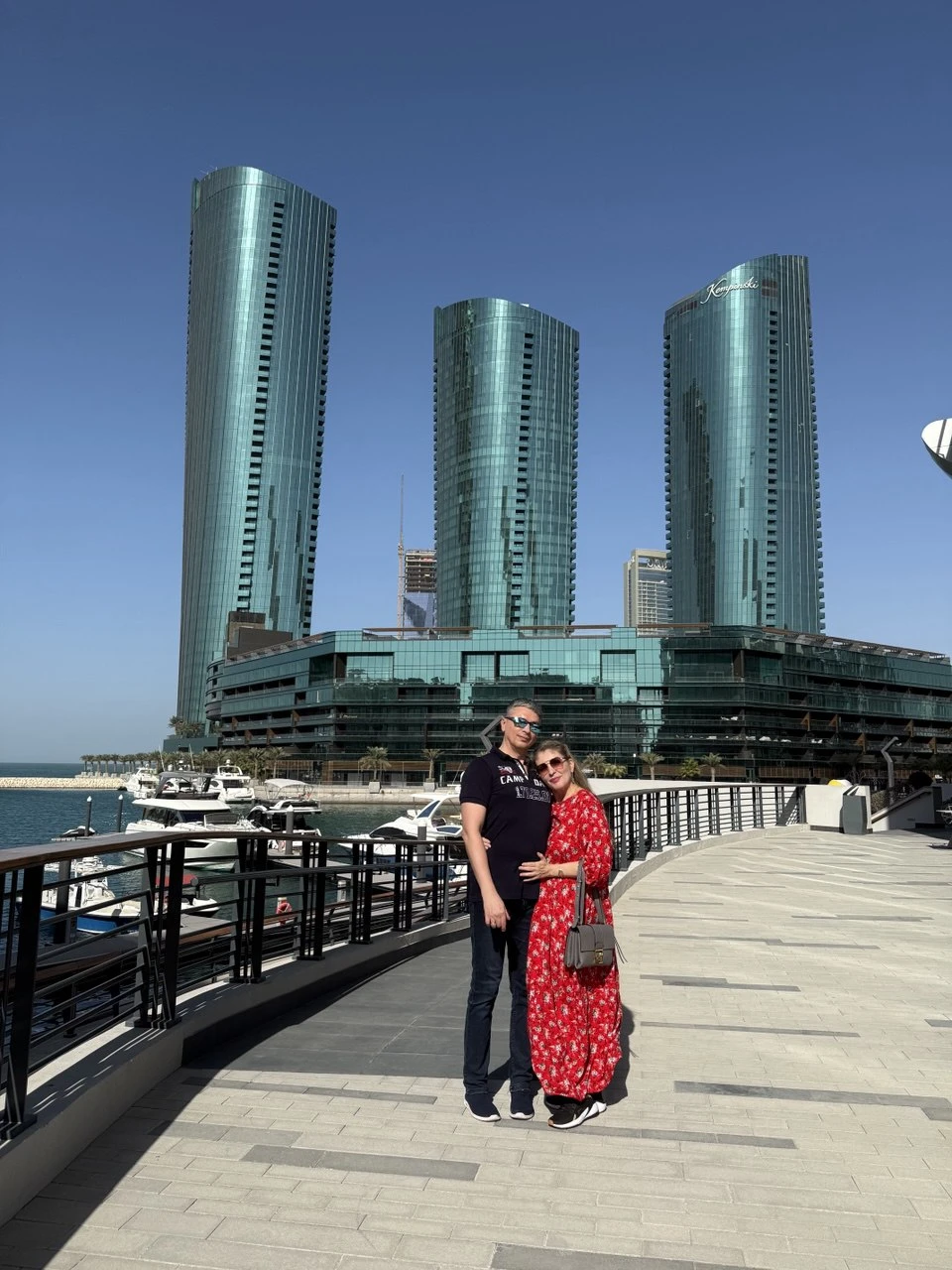 Хотим выразить огромную благодарность нашему гиду Светлане за прекрасную экскурсию по Бахрейну!