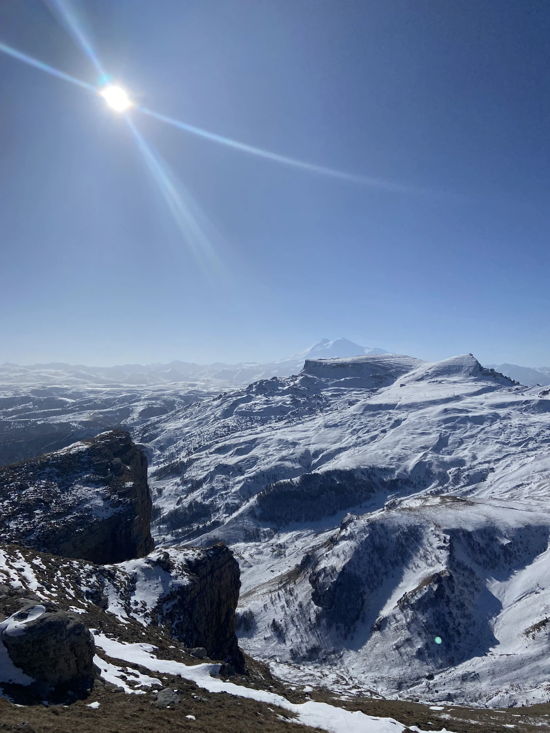 Очень повезло с погодой! Это, конечно, половина успеха. День прошёл незаметно в хорошей компании гида Марата,