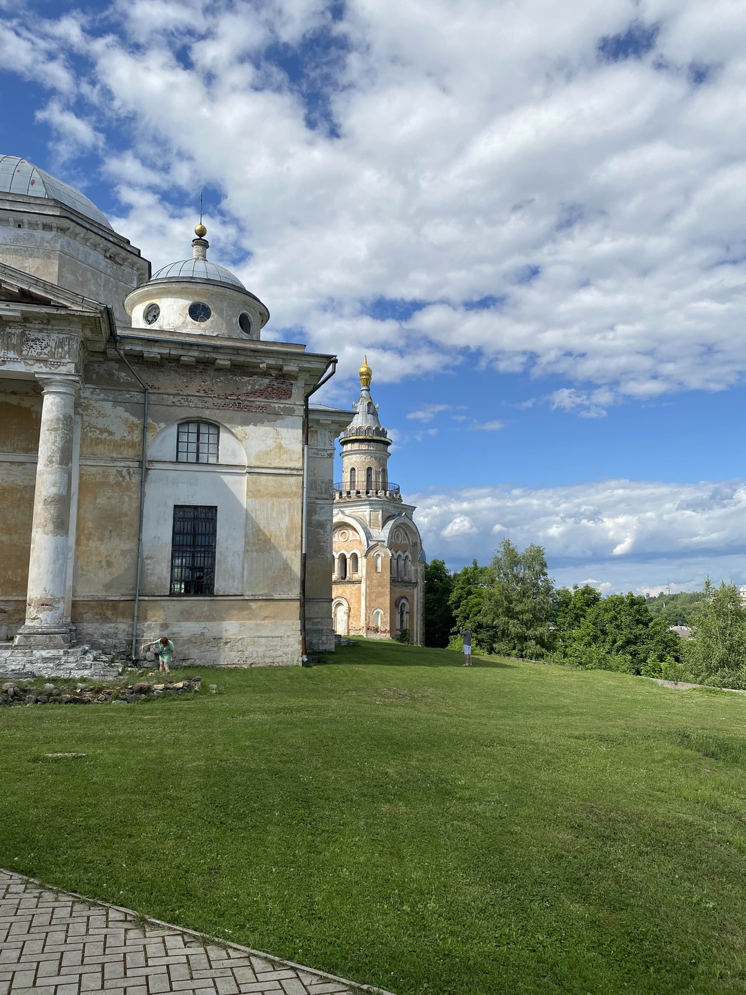 Светлана, очень интересно и познавательно все рассказала. Чувствуется человек не просто гид, он очень болеет душой