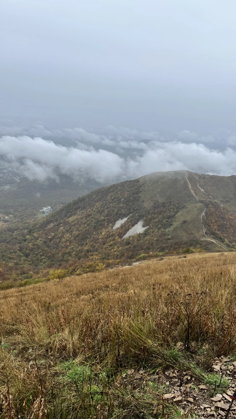 Маршрут красивый, живой, разнообразный, с удивительной энергией гор. Егор настоящий профессионал и человек, с которым чувствуешь