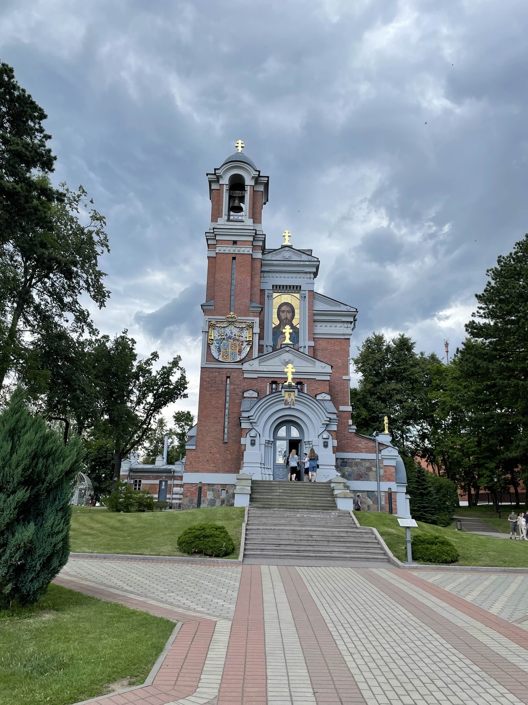 Трансфер из Минска к Мирскому и Несвижскому замкам и обратно (Елена)