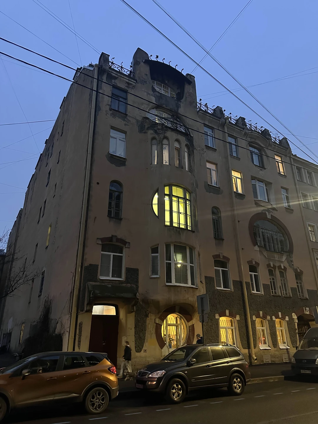 Экскурсия очень понравилась! Даже не ожидала, что будет ТАК интересно. Рассказ Виктор дополнял фотографиями из прошлого