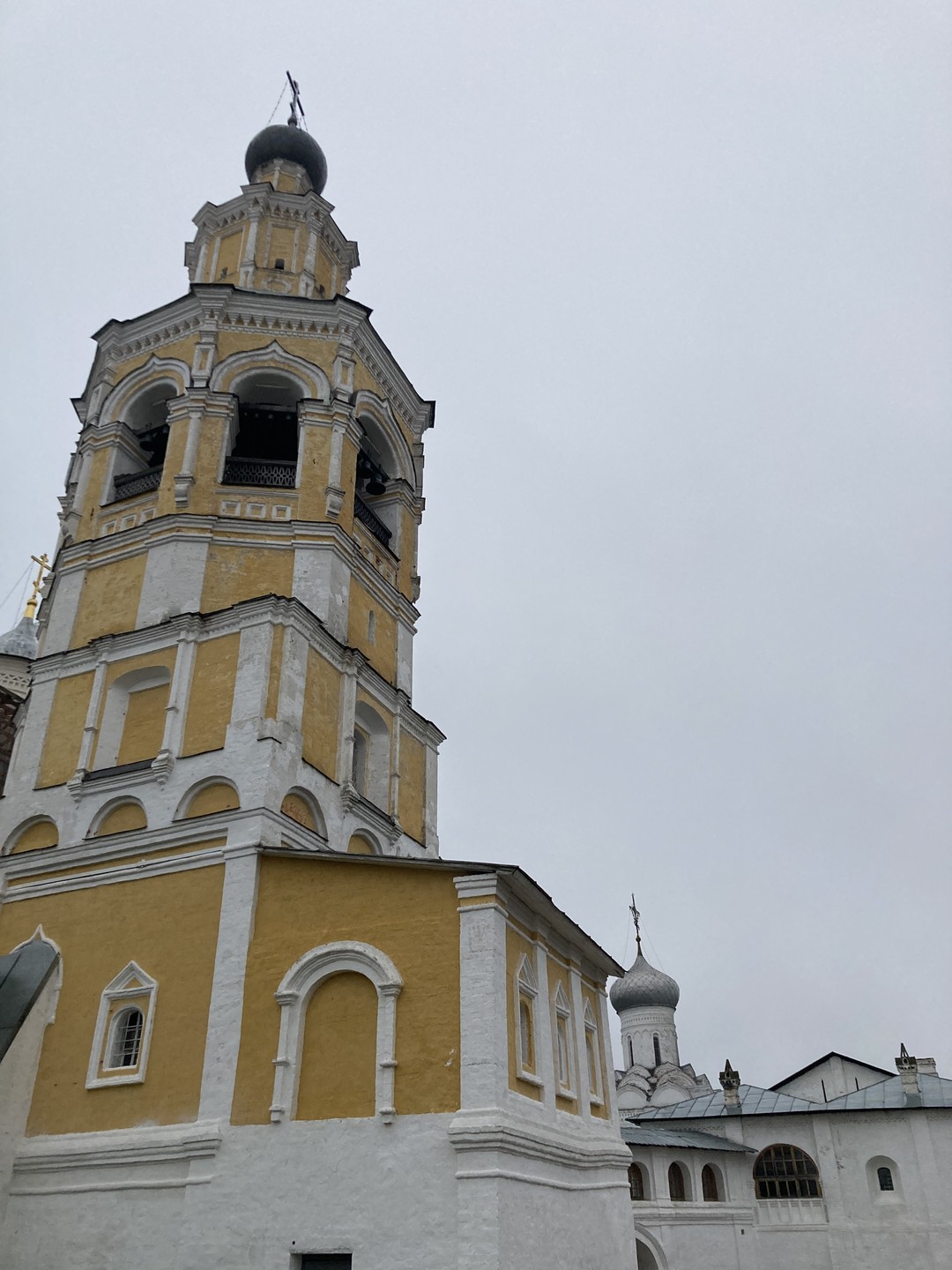 Спасо-Прилуцкий монастырь с историком и богословом (Светлана)