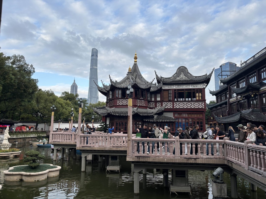 Отличная экскурсия! Рекомендую всем, кто впервые приехал в Шанхай