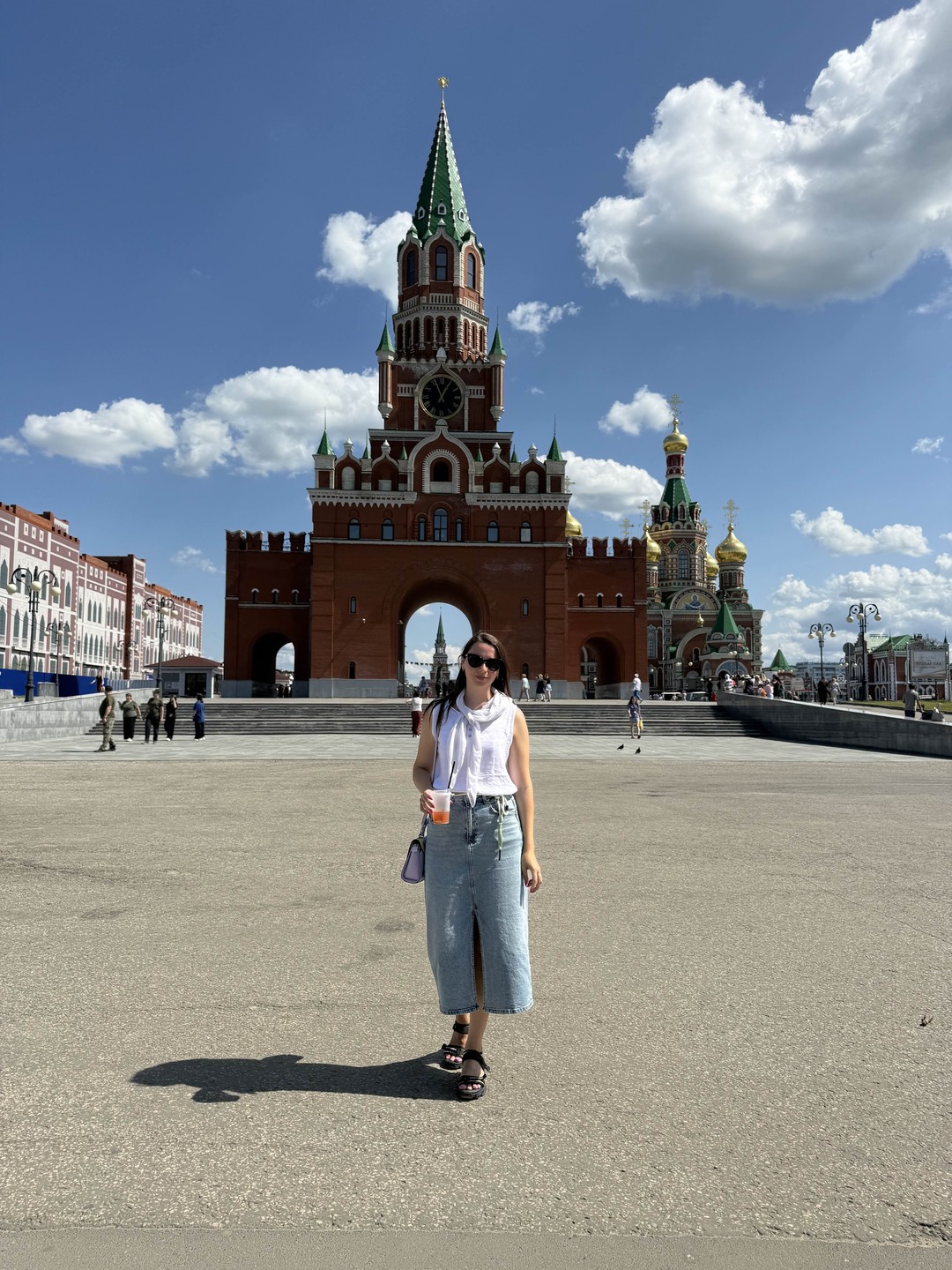 Спасибо Евгению за интересный и познавательный рассказ о Йошкар-Оле! Узнали много нового!