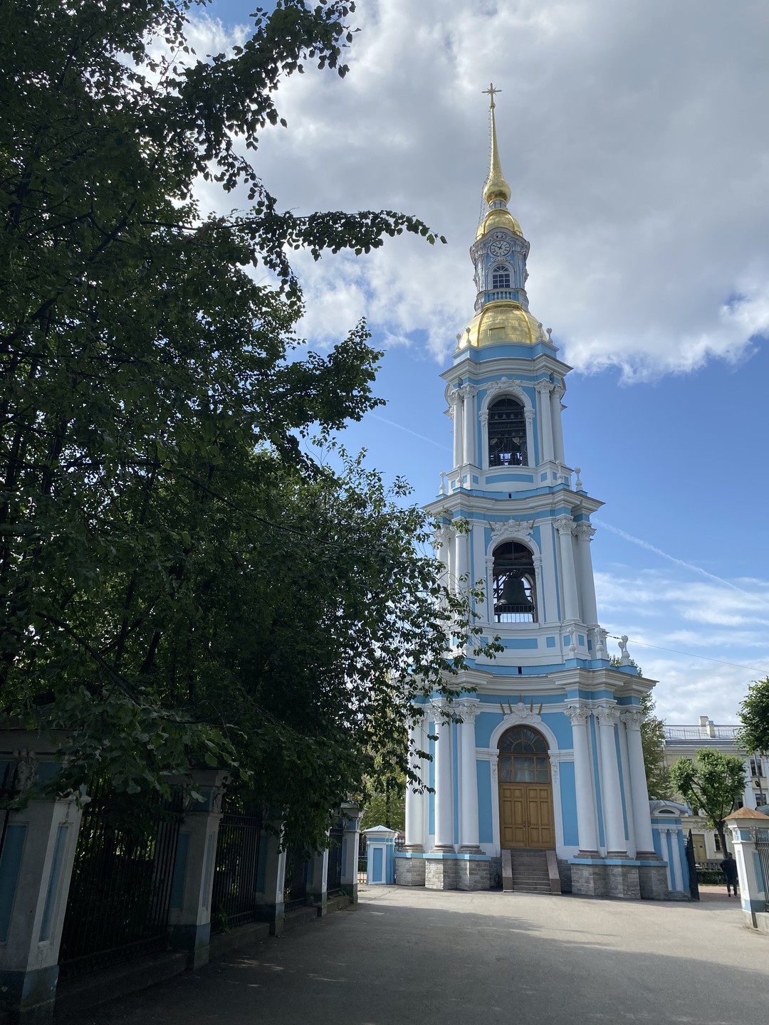 Андрей - профессионал своего дела! 💫Огромное спасибо за дружественную обстановку, за интересную и познавательную экскурсию, весь