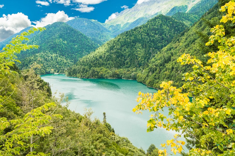 Виды Абхазия в мини-группе: путешествие из Адлера