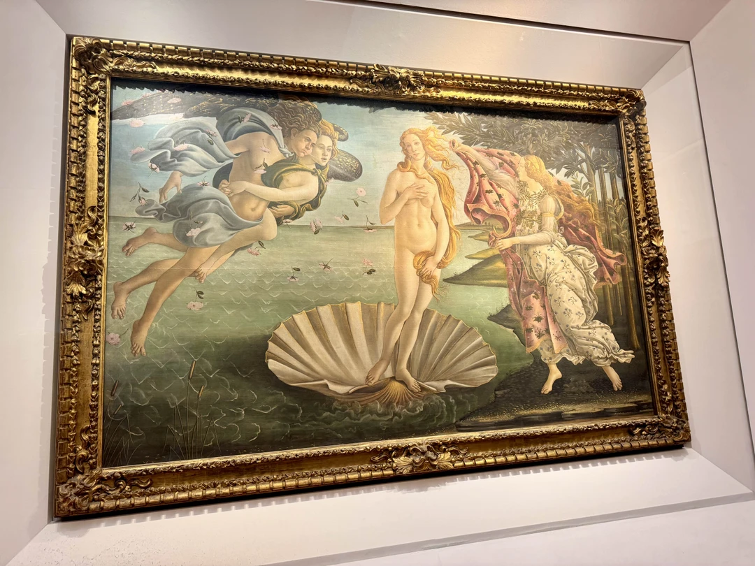 Галина прекрасный гид с искусствоведческим образованием, который учтет все ваши пожелания, прекрасный и тактичный собеседник. Экскурсия