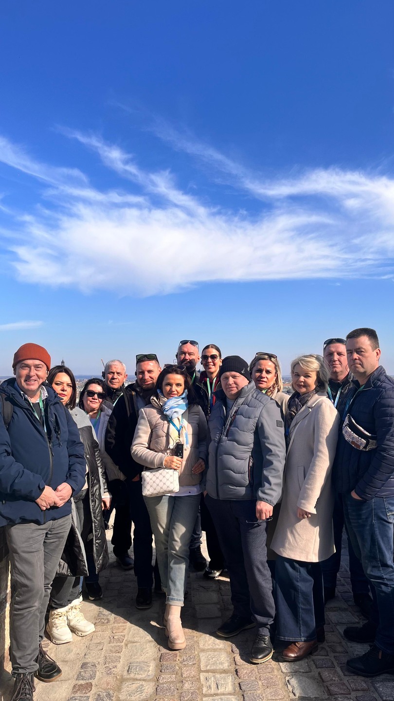 Экскурсия прошла очень интересно. Гид отлично знает материал, рассказывает понятно и увлекательно, отвечает на вопросы и