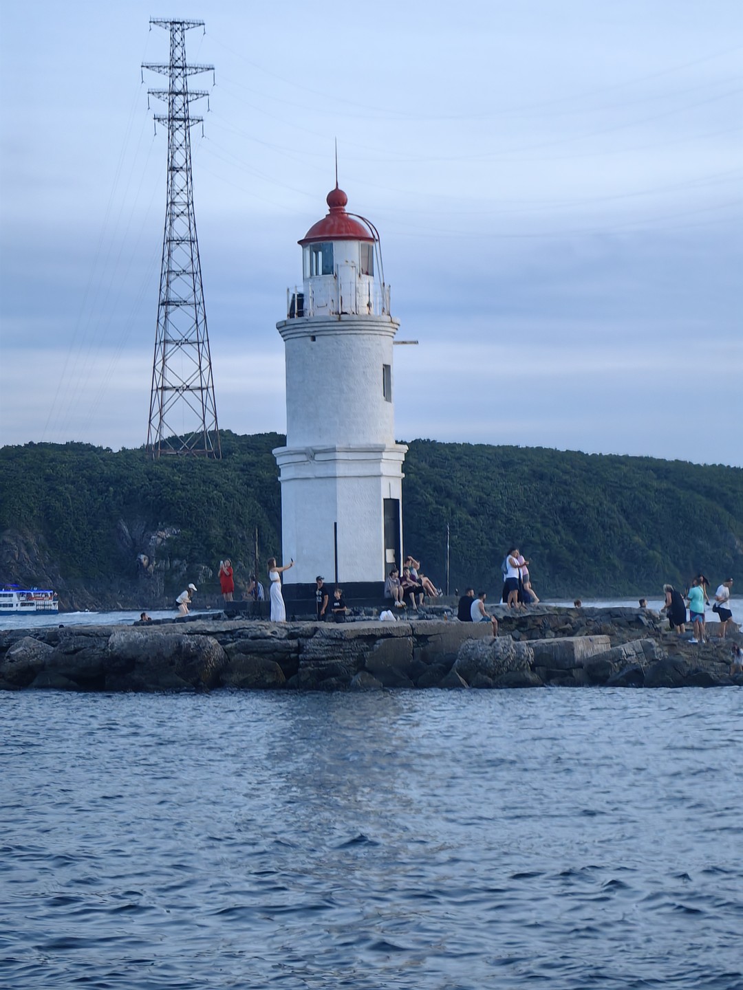 Владивосток - город, который не похож на другие. Спасибо, капитану Николаю за возможность посмотреть на вечерние