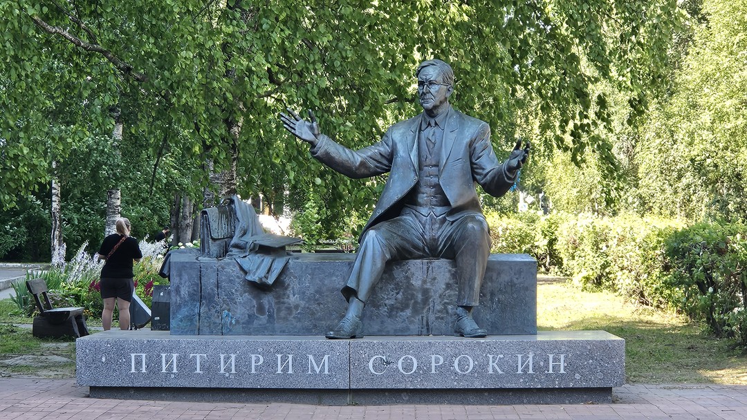 Рекомендую всем, кто будет в Сыктывкаре! Прекрасная прогулка с человеком, который знает все о городе, и