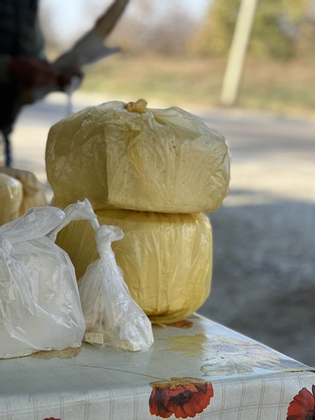 Очень крутая экскурсия, по-дружески уютная, веселая, вкусная и познавательная ☺️чудесные гид Георгий, обладает знаниями, харизмой и