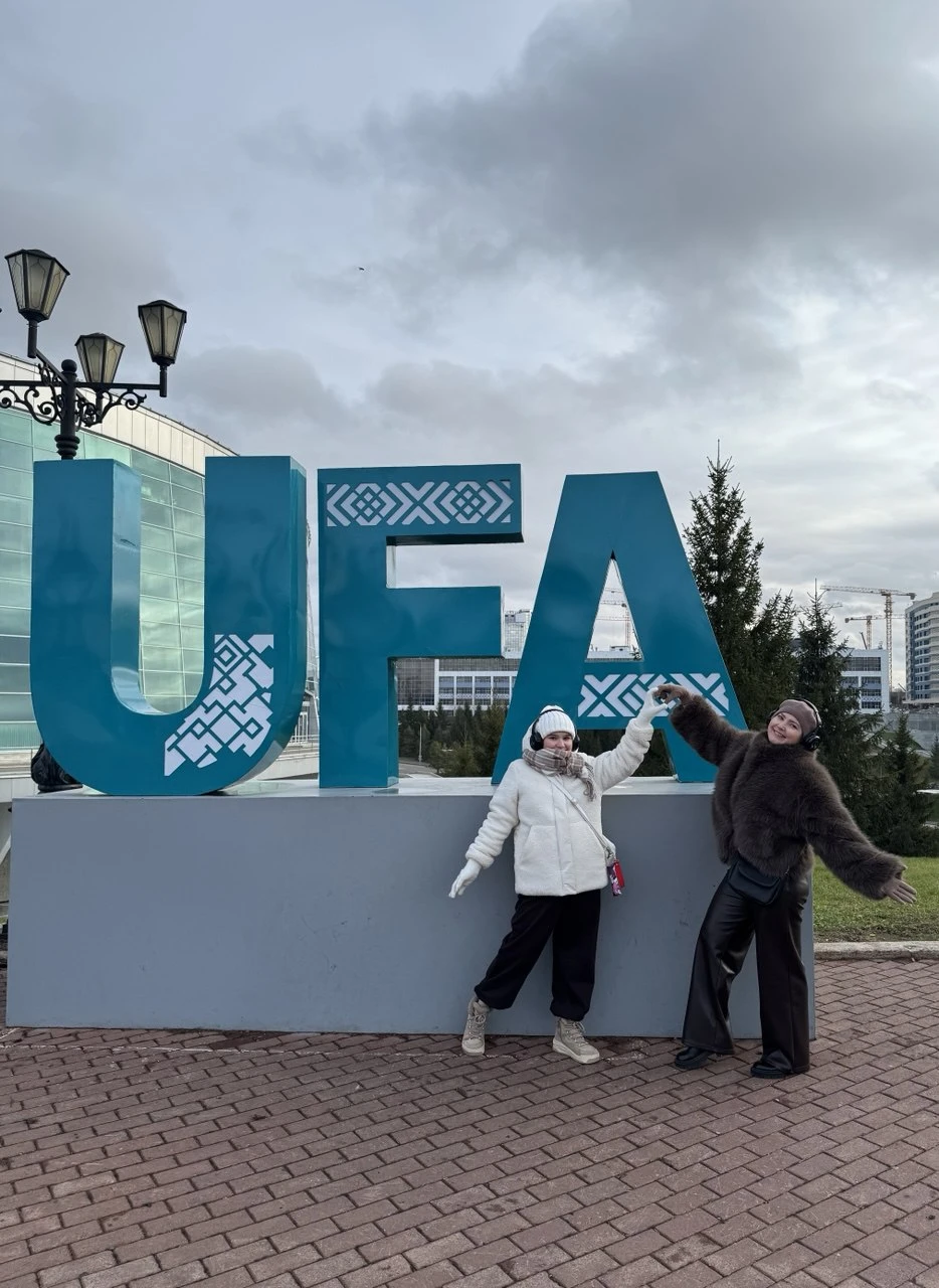 Нам с дочкой очень понравилась экскурсия! Ирина встретила нас чаем,вкусняшкой и ноябрьский, ветренный день - пообещал