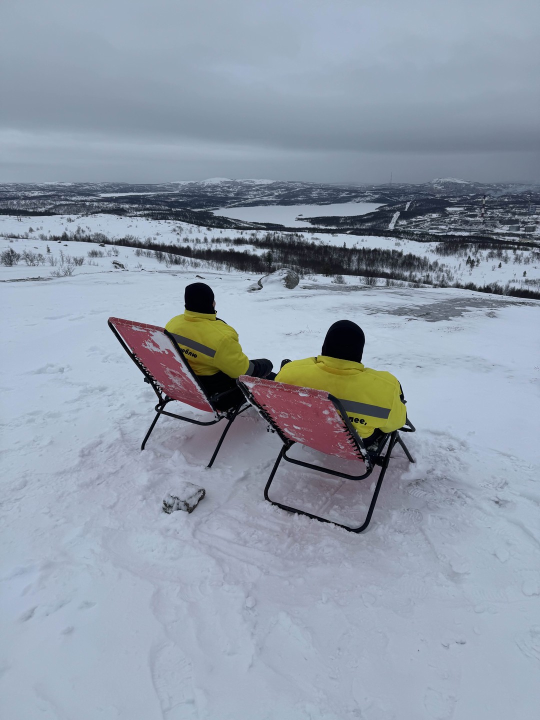 Приключение на снегоходах в черте Мурманска (в мини-группе) (Екатерина)