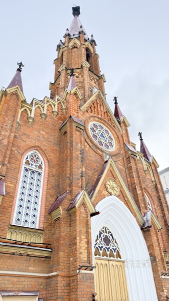 Благодарю Ирину за интересную и познавательную экскурсию, отдельное спасибо за то, что согласились перенести время, за