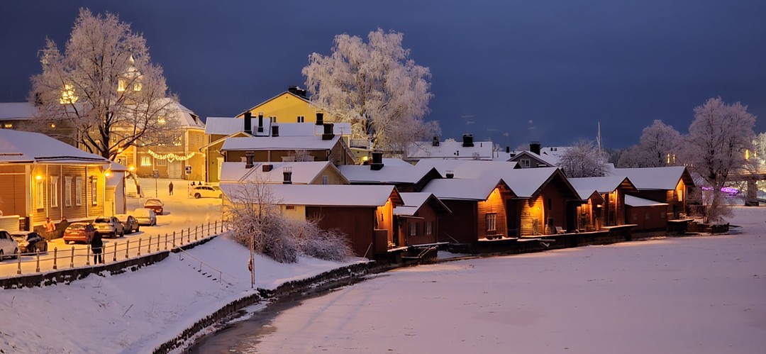 Чудесный город Порвоо! Побывали в зимней сказке. Замечательный гид Ольга, встретила нас как самых близких друзей,