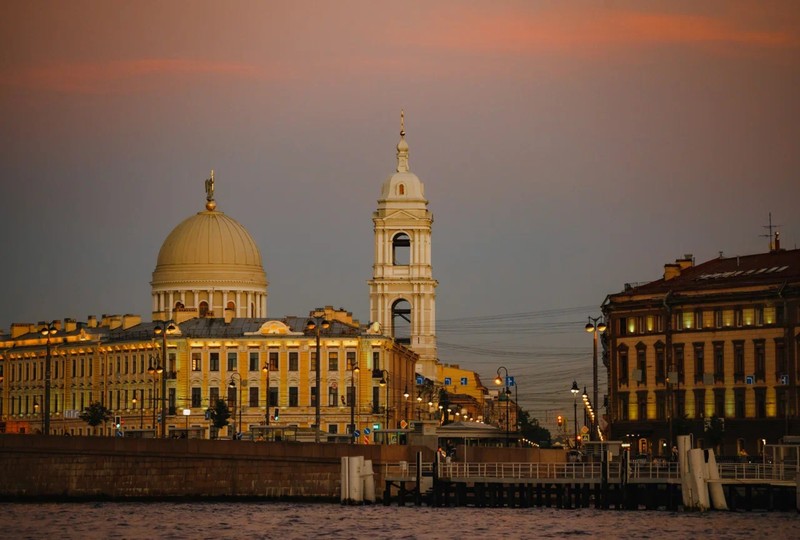 Ночная Нева и разводные мосты