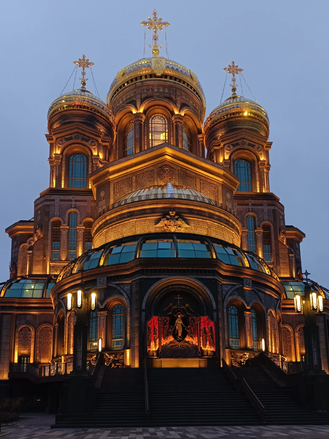 Прекрасная, познавательная экскурсия. Потрясающее место, современное. Рекомендую для посещения с детьми. Много интерактива, фотозон, интересно современным