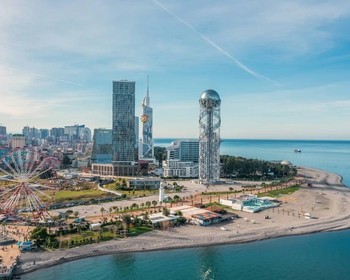 Встреча, размещение в отеле, свободное время