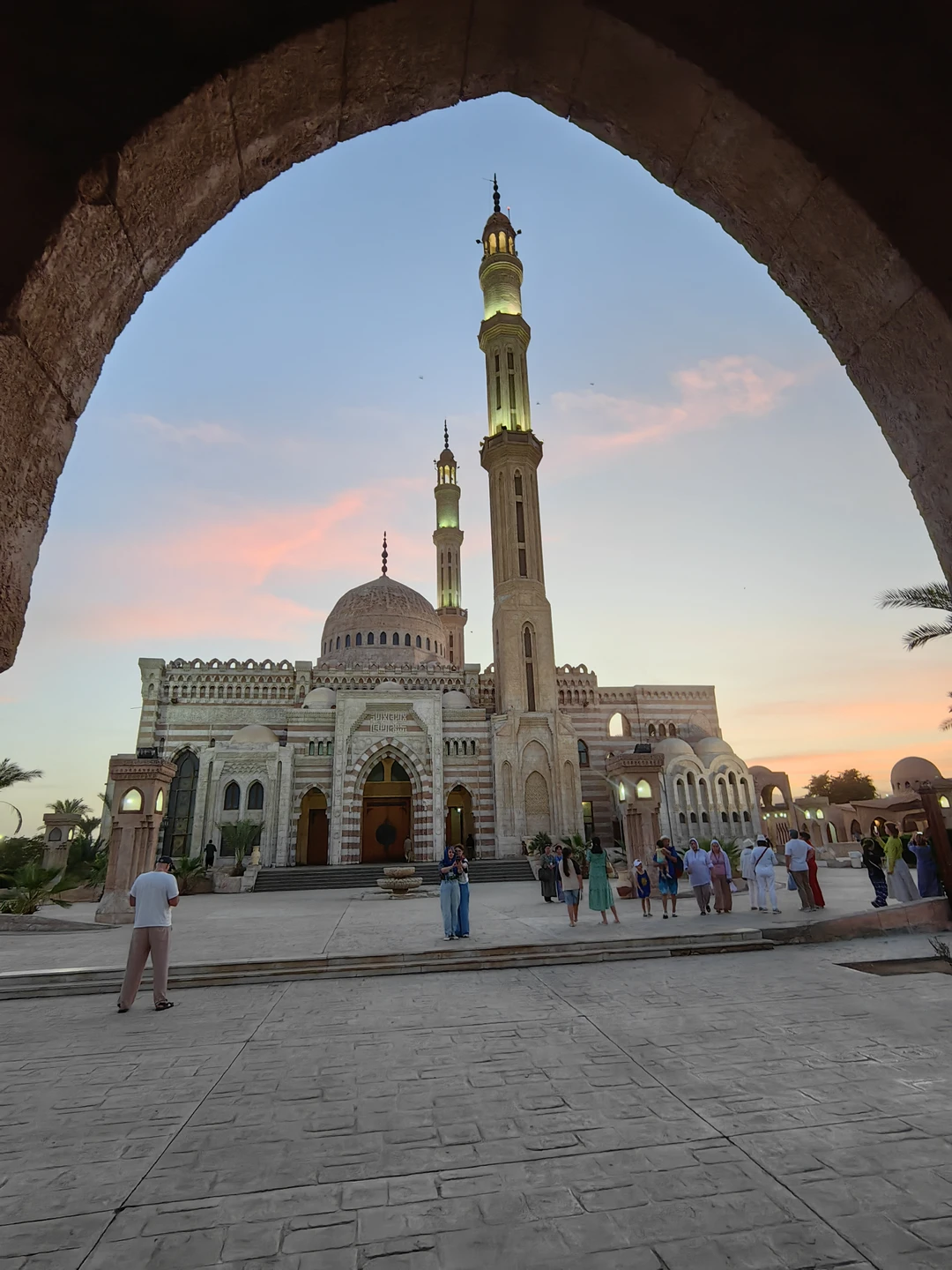 Чудесная экскурсия, много узнала о Шарм-аль-Шейхе. Наталья отличный организатор и интересный рассказчик. Мы подъезжали на заявленные