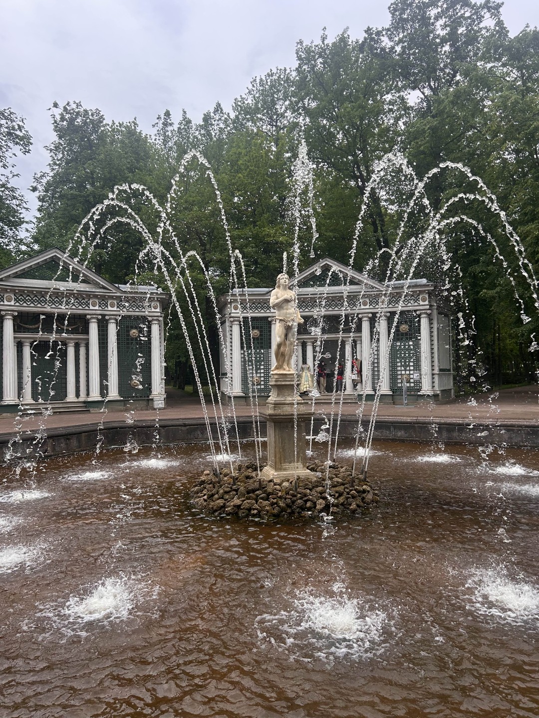 Петергоф, фонтаны Нижнего парка: автобусная экскурсия из Петербурга (Ирина)