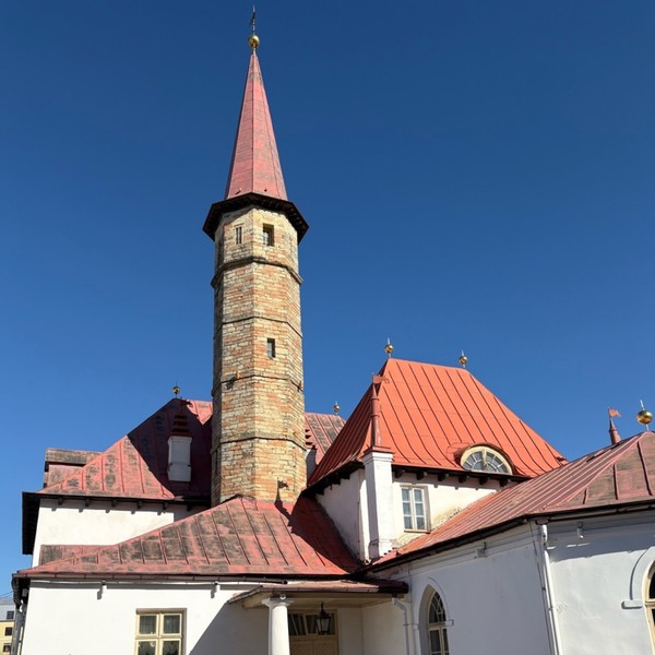 Из Петербурга - в уютную Гатчину