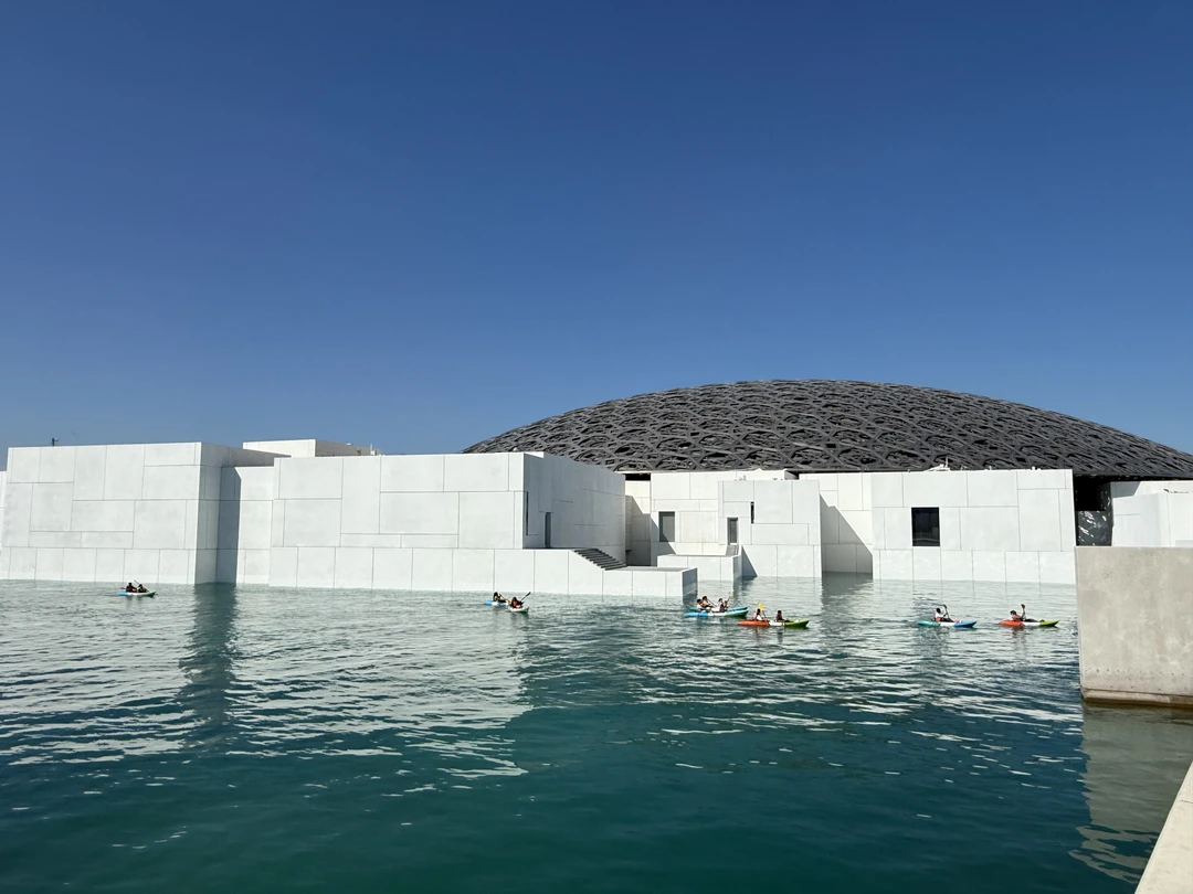 Экскурсия из Дубая в Абу-Даби в мини-группе (Лейла)