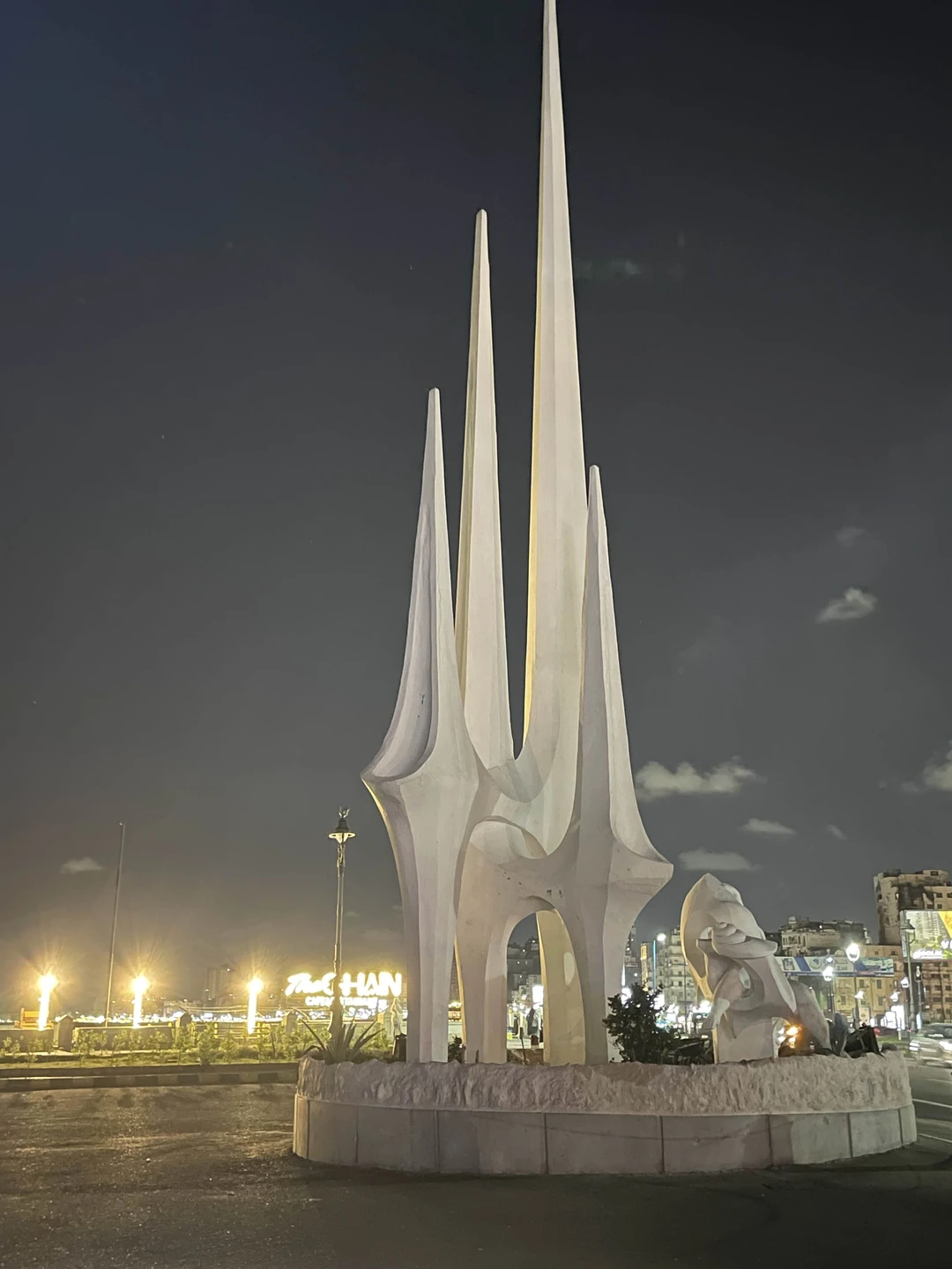 Весь день в Александрии с нами был Мустафа. Отличное чувство бмора, Прекрасный русский язык, профессиональная историческая