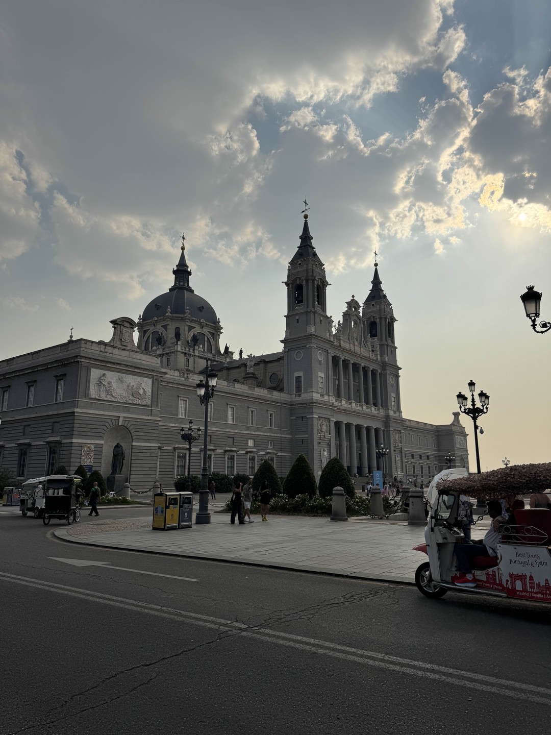 О Мадриде с легкостью и юмором (Олеся)