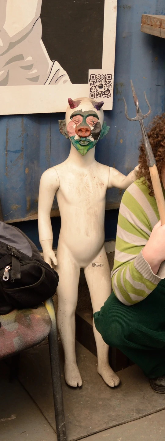 Отличное мероприятие, дочери и её друзьям понравилось без всяких оговорок. Все смогли выковать себе небольшие сувениры,